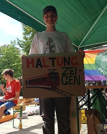 Portrait Haltung FFF SH 3