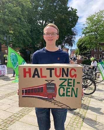 Portrait Haltung FFF SH 4